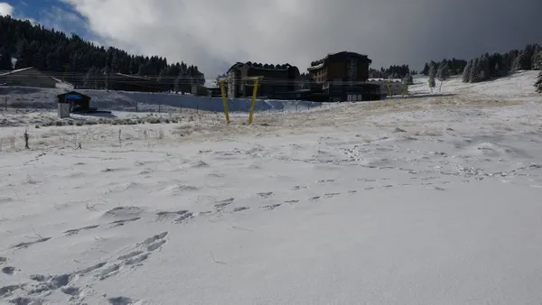 kalinlik-20-santimetreyi-buldu-uludagda-hareketlilik-artti-1638365964671.jpg Kalınlık 20 santimetreyi buldu! Uludağ'da hareketlilik arttı-4