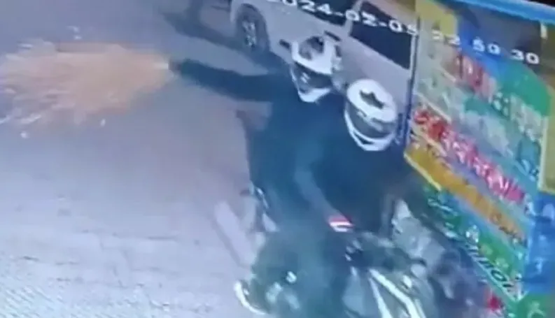 1786341420056.jpeg Piyon çocuklar! Casperlar ve Çirkinler çetelerinin kan donduran yöntemi ortaya çıktı: Yurt dışındaki liderler çocukları uzaktan kumandalı tetikçiye çevirdi-8