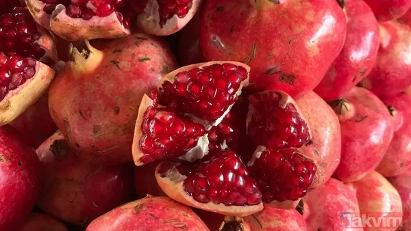 Nar kırma ritüeli nasıl yapılır? 21 Aralık kış dönümünde bolluk ve şans getirdiğine inanılıyor - 1