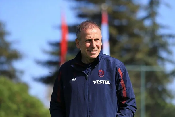 Trabzonspor Teknik Direktörü Abdullah Avcı rekor için sahaya çıkacak! Adını Türk futbol tarihine yazdıracak-2