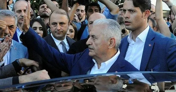 Binali Yıldırım AK Parti İstanbul İl Başkanlığı’ndan ayrıldı