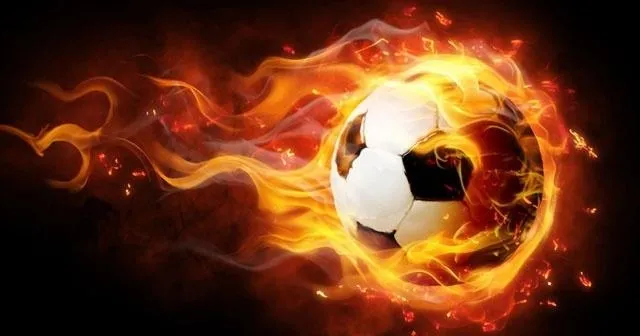 Galatasaray'da iki kadro dışı!