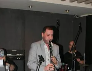 Hüsnü Şenlendirici