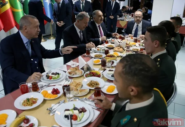 Başkan Erdoğan, Milli Savunma Üniversitesi öğrencileriyle iftar yaptı - 3