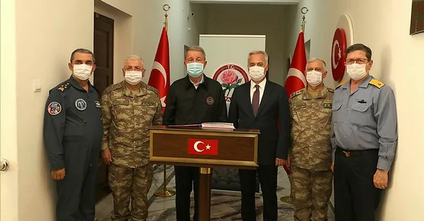 Son dakika: Bakan Akar ve TSK komuta kademesi Isparta Valiliğini ziyaret etti