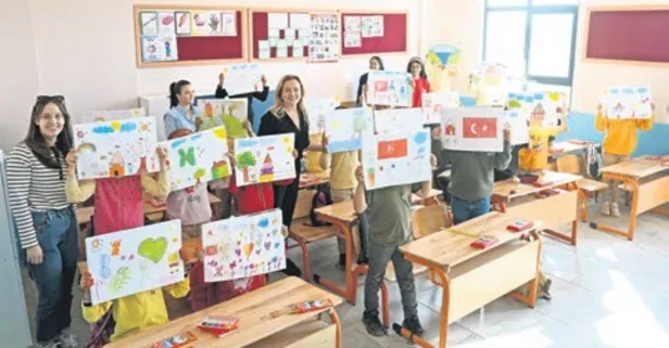 Şanlıurfa’da Benim Renkli Sınıfım projesiyle öğrencilerin çizimleri perdeye basılıyor!