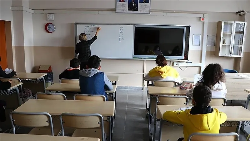 meb-2026-ogretmen-il-disi-atama-sonuclari-aciklaniyor-sorgulama-ekrani-1779431735657.jpg Öğretmen il dışı atama sonuçları açıklandı: MEB sorgulama ekranı-5