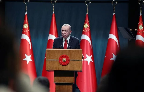 takvimcomtr-duyurmustu-baskan-erdogan-emeklilere-bayram-mujdesini-acikladi-maaslar-ve-ikramiyeler-erken-yataca-1686079980731.jpeg Takvim.com.tr duyurmuştu! Başkan Erdoğan emeklilere bayram müjdesini açıkladı: Maaşlar ve ikramiyeler erken yatacak-3