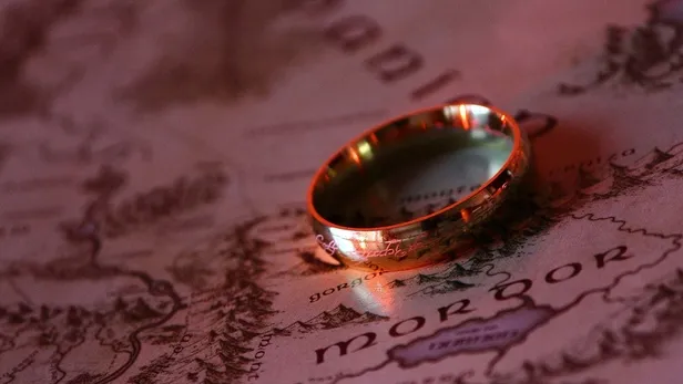 yuzuklerin-efendisi-dizisi-ne-zaman-hangi-kanalda-yayinlanacak-yuzuklerin-efendisi-guc-yuzukleri-oyunculari-ki-1643987029218.jpg Yüzüklerin Efendisi dizisi ne zaman, hangi kanalda yayınlanacak? Yüzüklerin Efendisi: Güç Yüzükleri oyuncuları kimler?-3