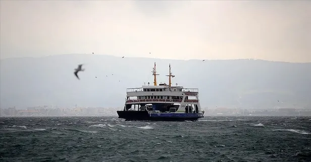 Gökçeada feribot seferlerine fırtına engeli!
