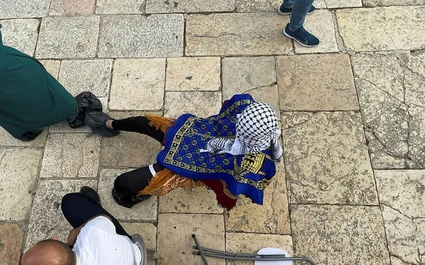 SON DAKİKA: İşgalci İsrail polisinden Mescid-i Aksa'yı işgal girişimi!-10