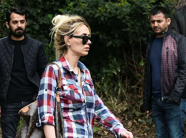 'Cicişler' Etiler'deki evlerinde birbirine girdi! Polisler kavgayı zor ayırdı-2