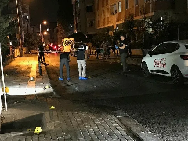 Son dakika: İstanbul’da gece yarısı iki ilçede ‘nişan atma’ kavgası: 1 ölü 5 yaralı-1
