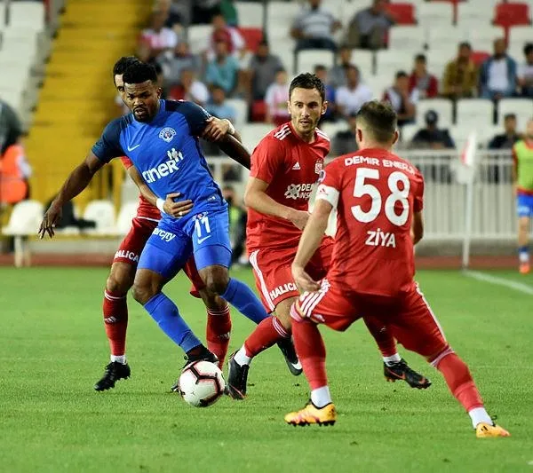 Paşa farklı galip (MS:Sivasspor: 0 - Kasımpaşa: 3)-2