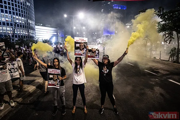 Tel Aviv yine sokaklara döküldü! Eli kanlı Netanyahu'nun evinin önünde büyük protesto: Sen baştasın, sen suçlusun - 20