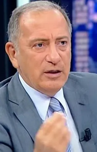 Habertürk yayınında skandal! Fatih Altaylı, Eda Taşpınar'ın camideki provokatif paylaşımına sahip çıktı, Diyanet'i hedef aldı