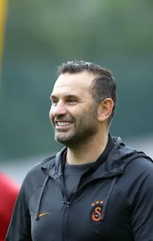 Okan Buruk orta saha istiyor!