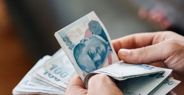 Paralar Hesapta Emekliler Memur Emeklileri Zamli Maasi Hesaplara Yatti Mi Maasi 1500 Tl Olan Sgk Bagkur Lu Emekli Zam Alacak Mi Takvim
