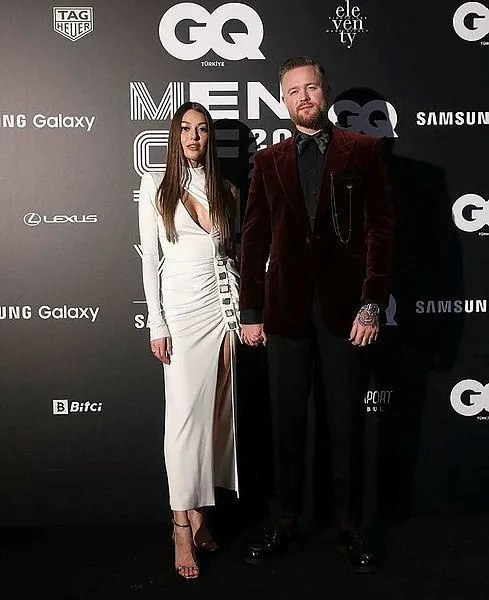 Dilan Çiçek Deniz’den eski aşkı Thor Saevarsson’a şarkılı gönderme