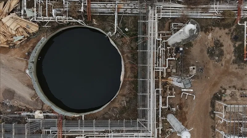 suriyedeki-genel-affin-sifreleri-ankara-teror-koridorunu-dagitti-samin-otoritesi-artti-1771482887238.jpeg Suriye'deki genel affın şifreleri | Ankara terör koridorunu dağıttı Şam'ın otoritesi arttı-6