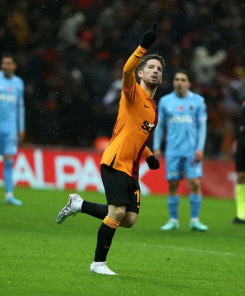 Okan Buruk'tan flaş Mertens kararı! Sözleşmesi bitince... - 2