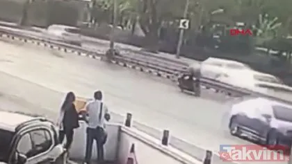 İstanbul’da korkunç kaza kamerada! Bakırköy’de bariyerlere çarpan motosiklet sürücüsü hayatını kaybetti