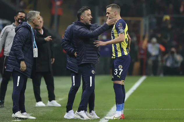 Fenerbahçe'de Filip Novak yolcu