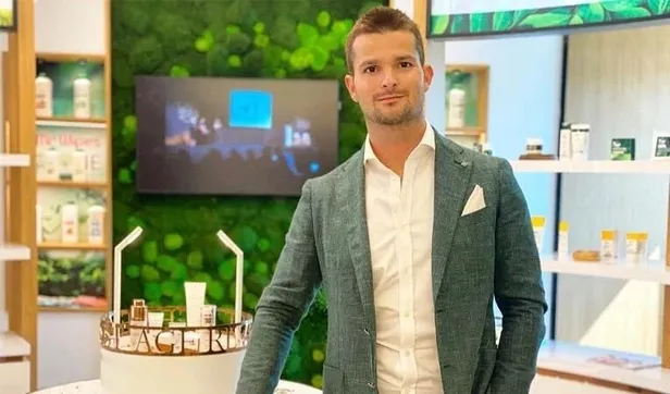 sinan-tuna-paraya-para-demiyor-yaklasik-degeri-300-milyon-tl-1660685617322.jpeg Sinan Tuna paraya para demiyor! Yaklaşık değeri 300 milyon TL...-5