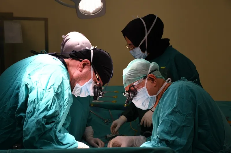 Dünyaya parmak ısırtan operasyon: 7'li çapraz nakil (MGC)