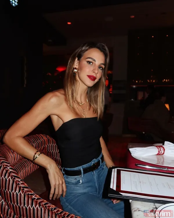 İşte Aslışah Alkoçlar'ın o paylaşımları...