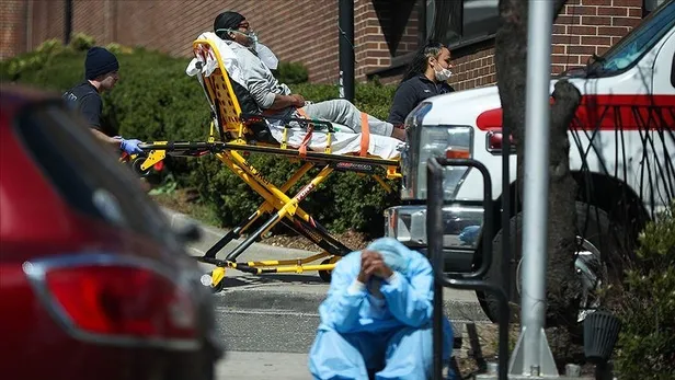 abdde-sok-yasiyor-koronavirus-sebebiyle-24-saatte-2-binden-fazla-kisi-hayatini-kaybetti-1606316680815.jpeg ABD şok yaşıyor! Koronavirüs sebebiyle 24 saatte 2 binden fazla kişi hayatını kaybetti-3