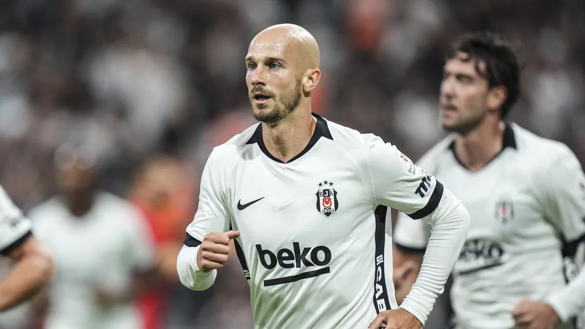 Beşiktaş'ta Vaclav Cerny sakatlandı
