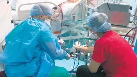 Ahmet Toptaş'ın bağlı olduğu yaşam destek ünitesi arızalandı: Beyaz önlüklü kahramanlar devreye girdi-3