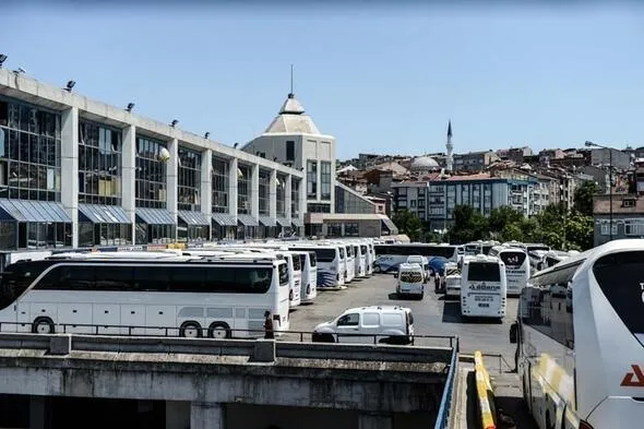 15 Temmuz Demokrasi Otogarı'nda gidiş yoğunluğu devam ediyor-9