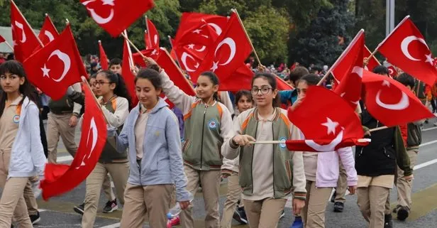 29 Ekim Cumhuriyet Bayramı şiirleri! En güzel ve anlamlı 2, 3, 4 kıtalık 29 Ekim şiirleri!