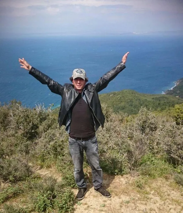 8-aydir-kayip-olan-internet-fenomeni-yunus-donertasin-kemikleri-bulundu-cuzdani-ve-cep-telefonu-da-kayip-1647779342832.jpg 'Ama kafamız nasıl güzel' sözüyle akıllara kazınmıştı! 8 aydır kayıp olan internet fenomeni Yunus Dönertaş'ın kemikleri bulundu! Cüzdanı ve cep telefonu da kayıp-7