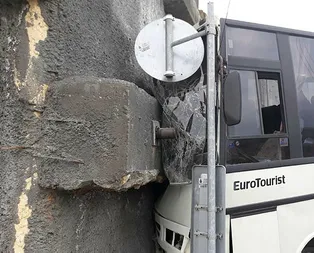 Son dakika: Başakşehirde işçi servisi kaza yaptı