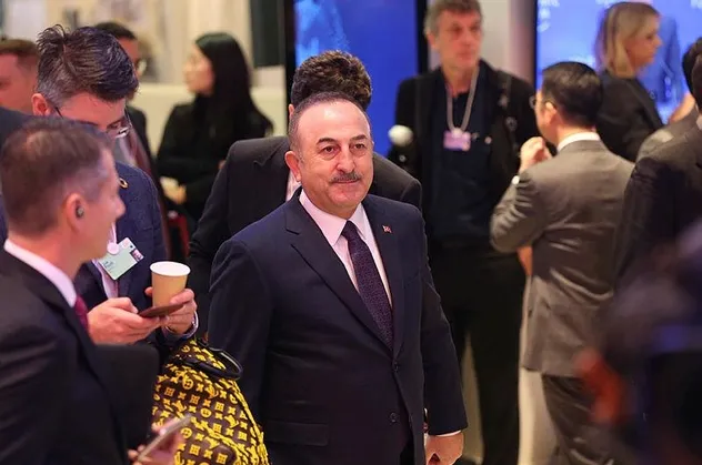 Son dakika: Bakan Çavuşoğlu, Davos'ta: Avrupa Birliği bölge ülkelerine verdiği sözleri tutmalı
