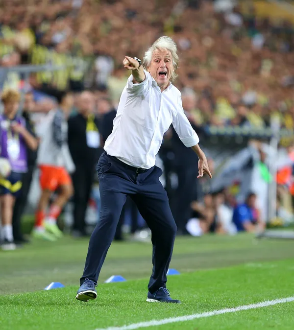 derbilerin-profesoru-jorge-jesus-istatistikleri-goz-dolduruyor-1664197018821.jpg Derbilerin profesörü Jorge Jesus! İstatistikleri göz dolduruyor-4