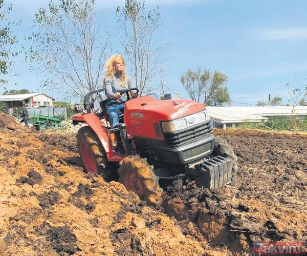 Ünlü sanatçı Emre Altuğ ATV motorla İstanbul sokaklarında gezdi! Görenler şaştı kaldı... - 31