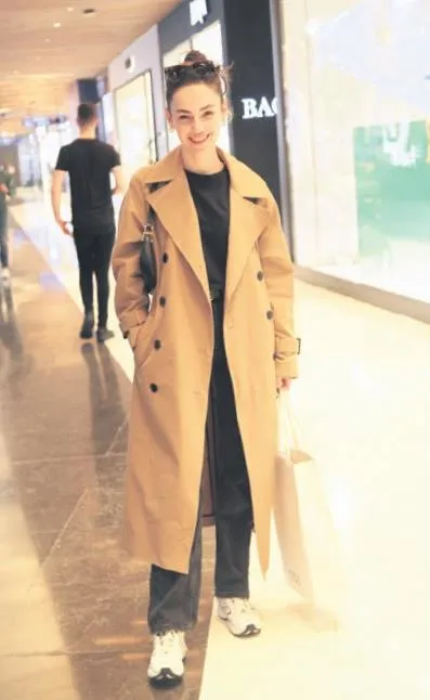 demet-ozdemir-ile-bosanma-asamasinda-olan-oguzhan-koc-kendi-yolunda-1681848027067.jpeg Demet Özdemir ile boşanma aşamasında olan Oğuzhan Koç kendi yolunda!-11