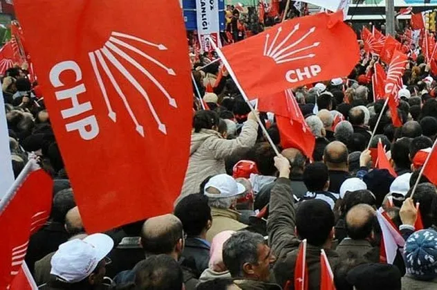 "Muharrem İnce'yi kaçırdılar" söylentisini yayan şizofren kitlenin yeni parti komedisi