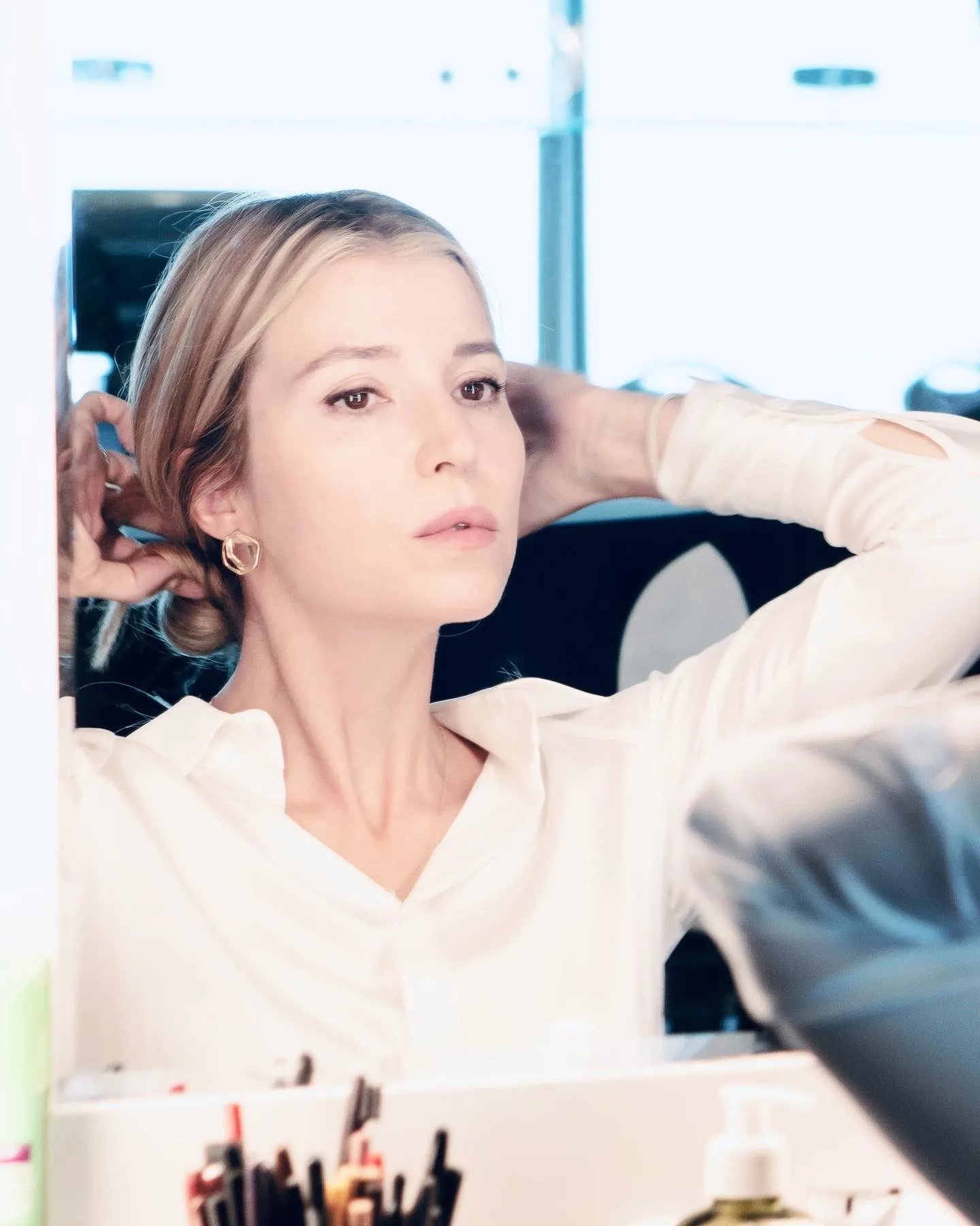 İnci Taneleri’nin Piraye’si Selma Ergeç oyunculuktan önce bakın hangi mesleğe gönül vermiş! - 3