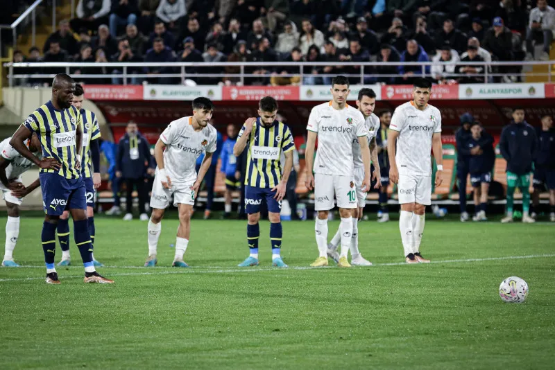 Fenerbahçe'de Gustavo Henrique krizi! Yönetim harekete geçti - 4