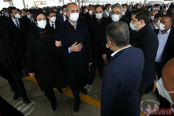 Adalet Bakanı Abdulhamit Gül'ün annesi aile mezarlığına defnedildi - 21