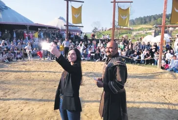 Yüz binler ‘Kuruluş’ dedi