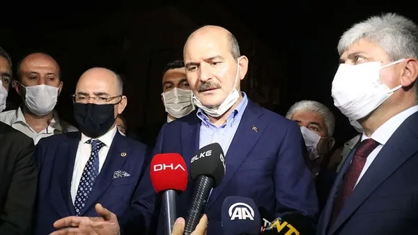 icisleri-bakani-suleyman-soylu-hataydaki-orman-yangininin-cikis-nedenleriyle-ilgili-tahkikat-devam-ediyor-1602437042333.jpg Bakan Soylu: Hatay'daki orman yangınının çıkış nedenleriyle ilgili tahkikat devam ediyor-2