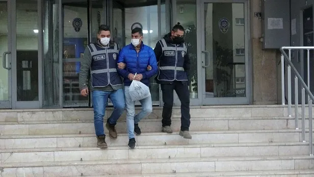 kayseride-11-yil-11-ay-hukumlu-sanik-saklandigi-evde-kiskivrak-yakalandi-1638024223853.jpeg Kayseri'de 11 yıl 11 ay hükümlü sanık saklandığı evde kıskıvrak yakalandı-3