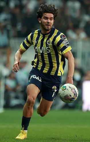 Napoli ve Inter yetkilileri Giresun maçında Ferdi Kadıoğlu'nu takip edecek