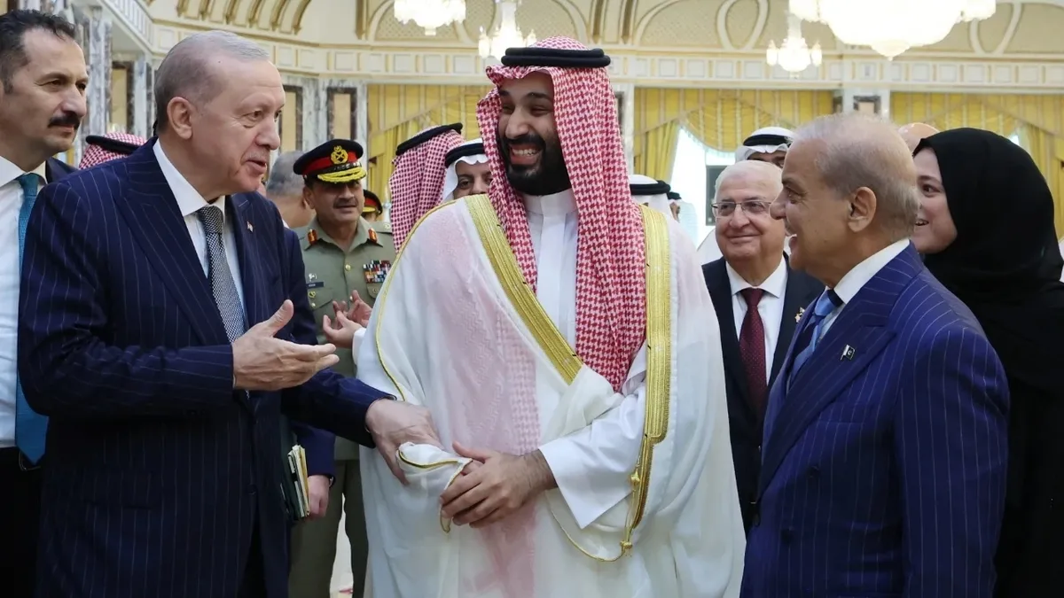 Türkiye’nin Mekke hamlesi dünya basınında! Üçlü anlaşma yeni dengelerin kapısını aralıyor